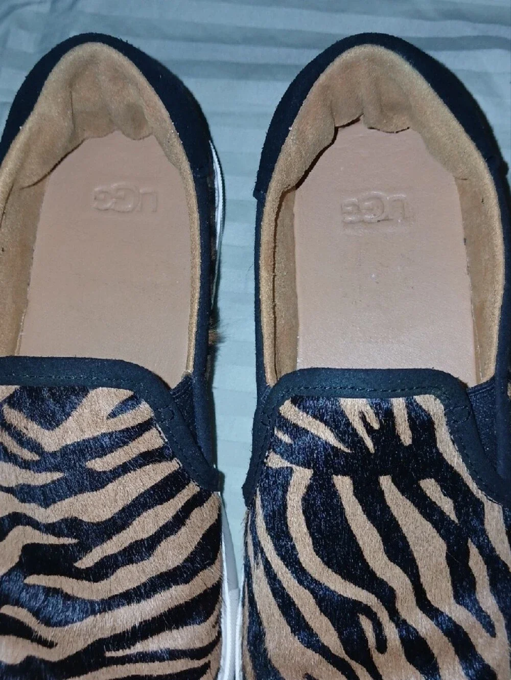 Womens UGG Cahlvan Tiger Print Calf Hair Slipon White Platform Sole Shoes Sz: 8